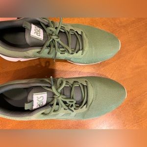 Men's ASICS Gel sneakers 11.5